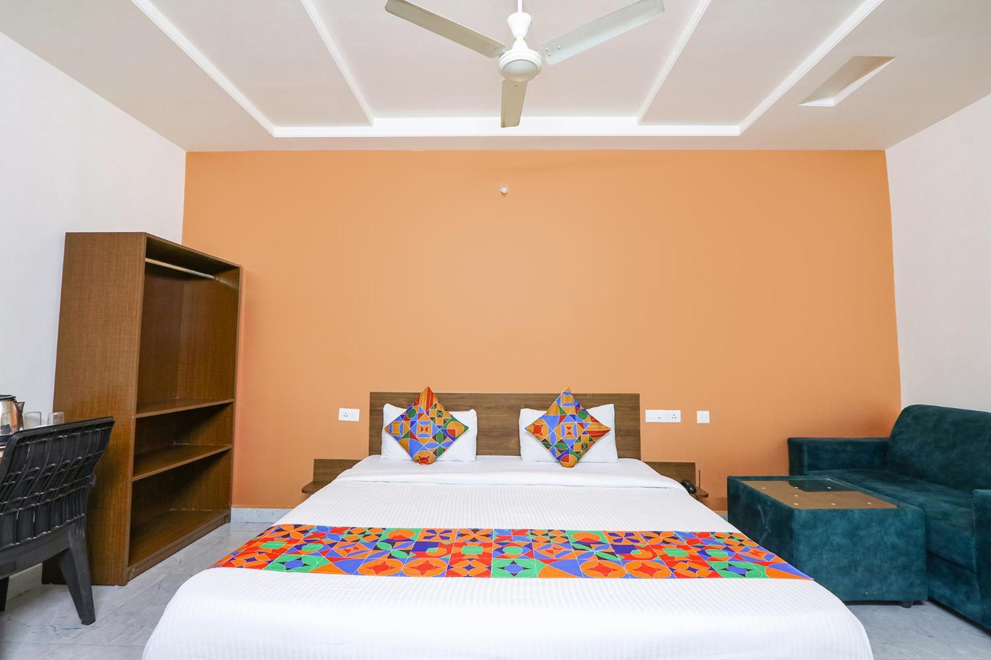 Fabhotel Golden Hitech - Nr Hitech City Hyderabad Exterior foto